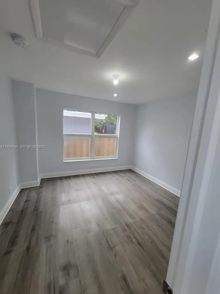 1809 NW 8th Place Fort Lauderdale FL 33311