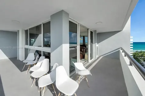 3200 Collins Avenue Miami Beach FL 33140
