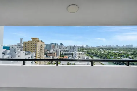 3200 Collins Avenue Miami Beach FL 33140