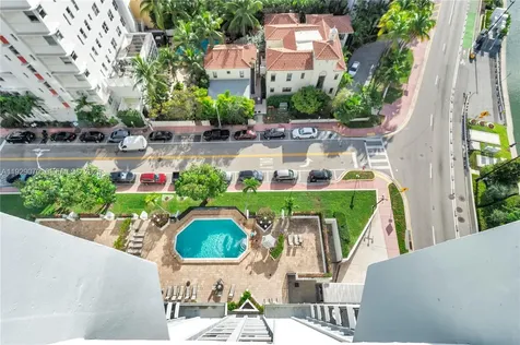 3200 Collins Avenue Miami Beach FL 33140