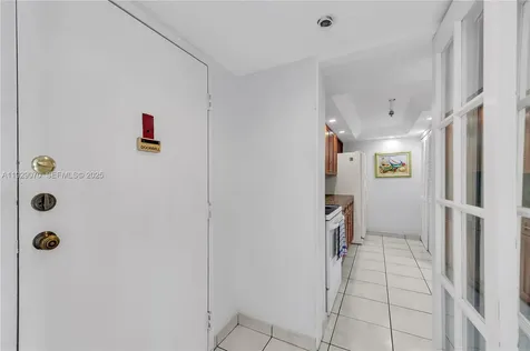 3200 Collins Avenue Miami Beach FL 33140