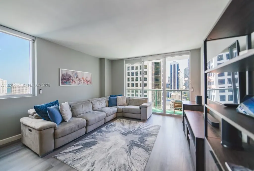 55 SE 6th Street Miami FL 33131