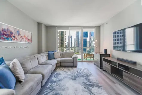 55 SE 6th Street Miami FL 33131