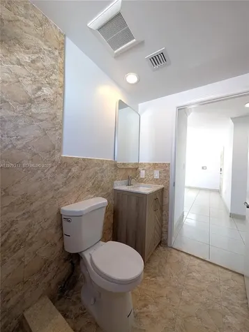 7199 W 30th Court Hialeah FL 33018