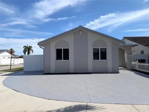 7199 W 30th Court Hialeah FL 33018