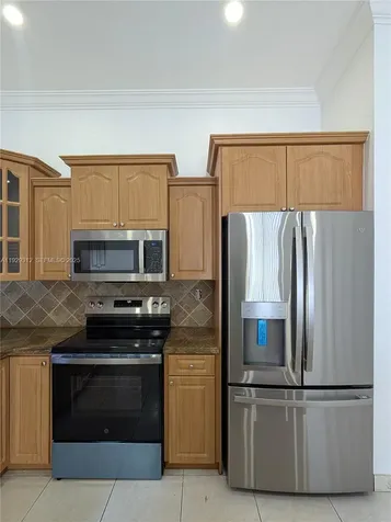 7199 W 30th Court Hialeah FL 33018
