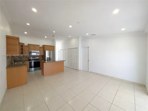 7199 W 30th Court Hialeah FL 33018
