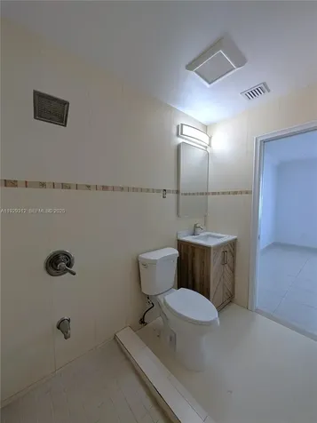 7199 W 30th Court Hialeah FL 33018