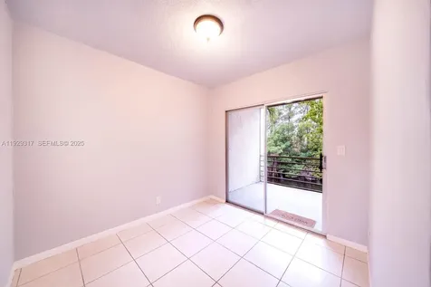 1400 NE 57th Street Oakland Park FL 33334