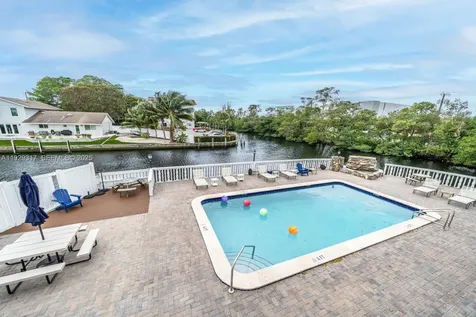 1400 NE 57th Street Oakland Park FL 33334