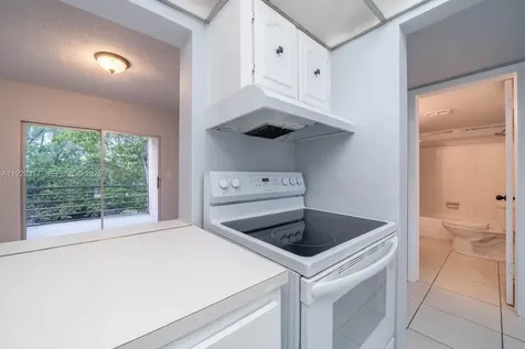 1400 NE 57th Street Oakland Park FL 33334