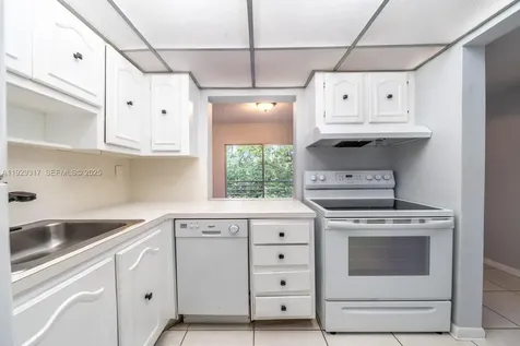 1400 NE 57th Street Oakland Park FL 33334