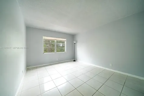 1400 NE 57th Street Oakland Park FL 33334