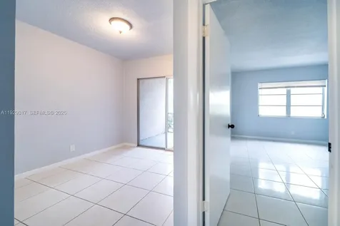 1400 NE 57th Street Oakland Park FL 33334