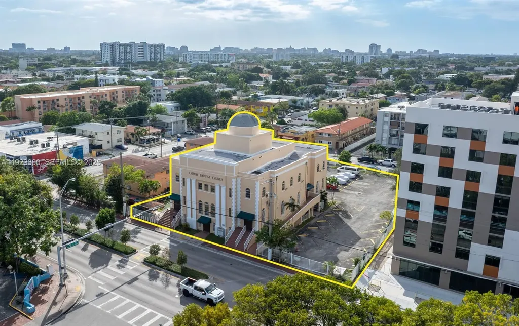 226 SW 17th Avenue Miami FL 33135