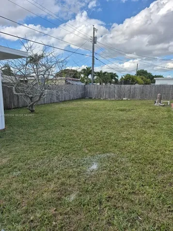 4320 SW 98th Court Miami FL 33165