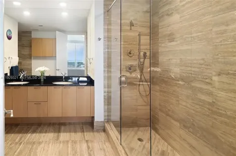 16001 Collins Avenue Sunny Isles Beach FL 33160