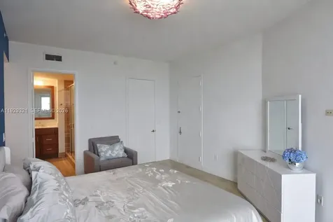 16001 Collins Avenue Sunny Isles Beach FL 33160