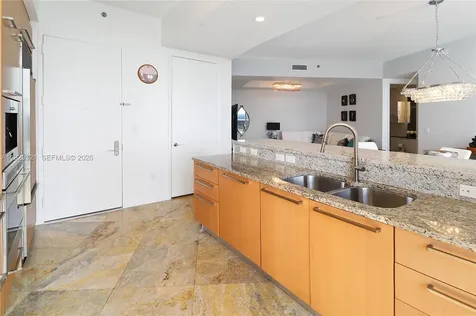 16001 Collins Avenue Sunny Isles Beach FL 33160