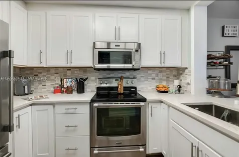7173 Orange Drive Davie FL 33314
