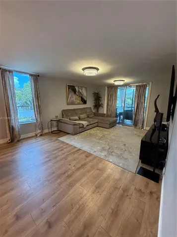 7173 Orange Drive Davie FL 33314