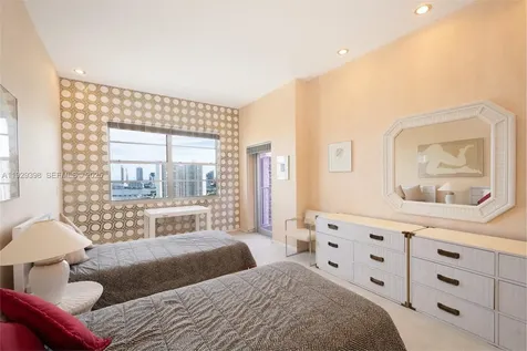 2851 NE 183rd Street Aventura FL 33160