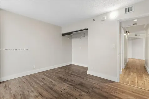3300 NE 192nd Street Aventura FL 33180