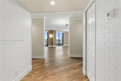 3300 NE 192nd Street Aventura FL 33180