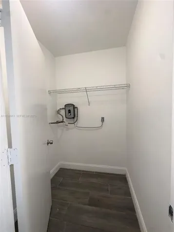 1895 Venice Park Drive Miami FL 33181