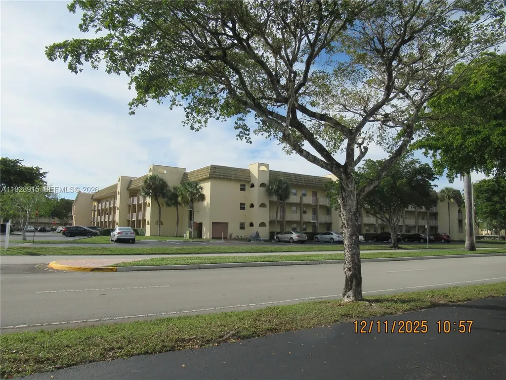 8285 Sunrise Lakes Boulevard Sunrise FL 33322
