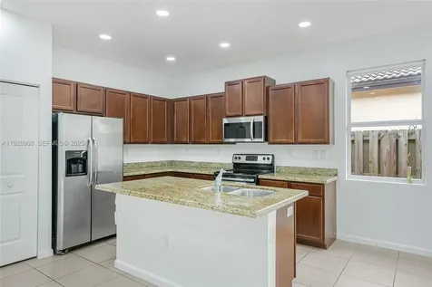 11863 SW 253rd Terrace Homestead FL 33032