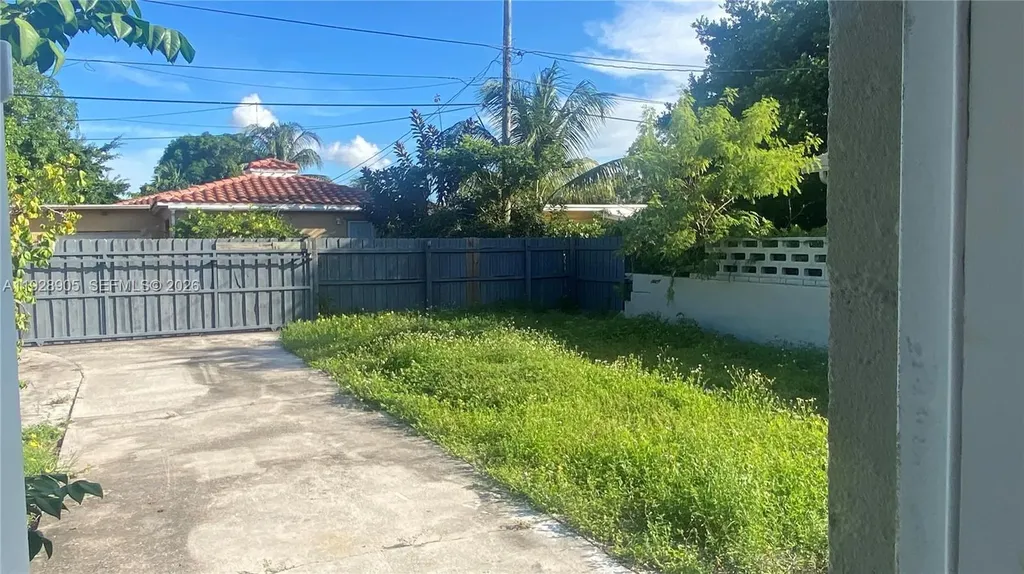 1947 Garfield Street Hollywood FL 33020