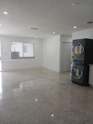 9228 SW 37th Street Miami FL 33165