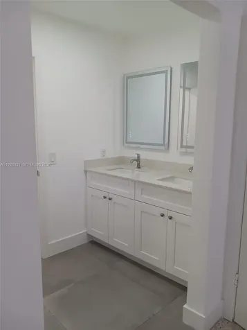 9228 SW 37th Street Miami FL 33165
