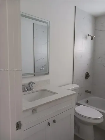 9228 SW 37th Street Miami FL 33165