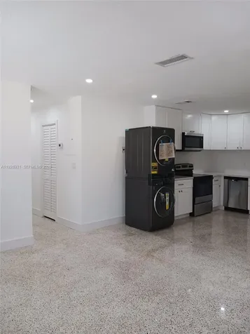 9228 SW 37th Street Miami FL 33165