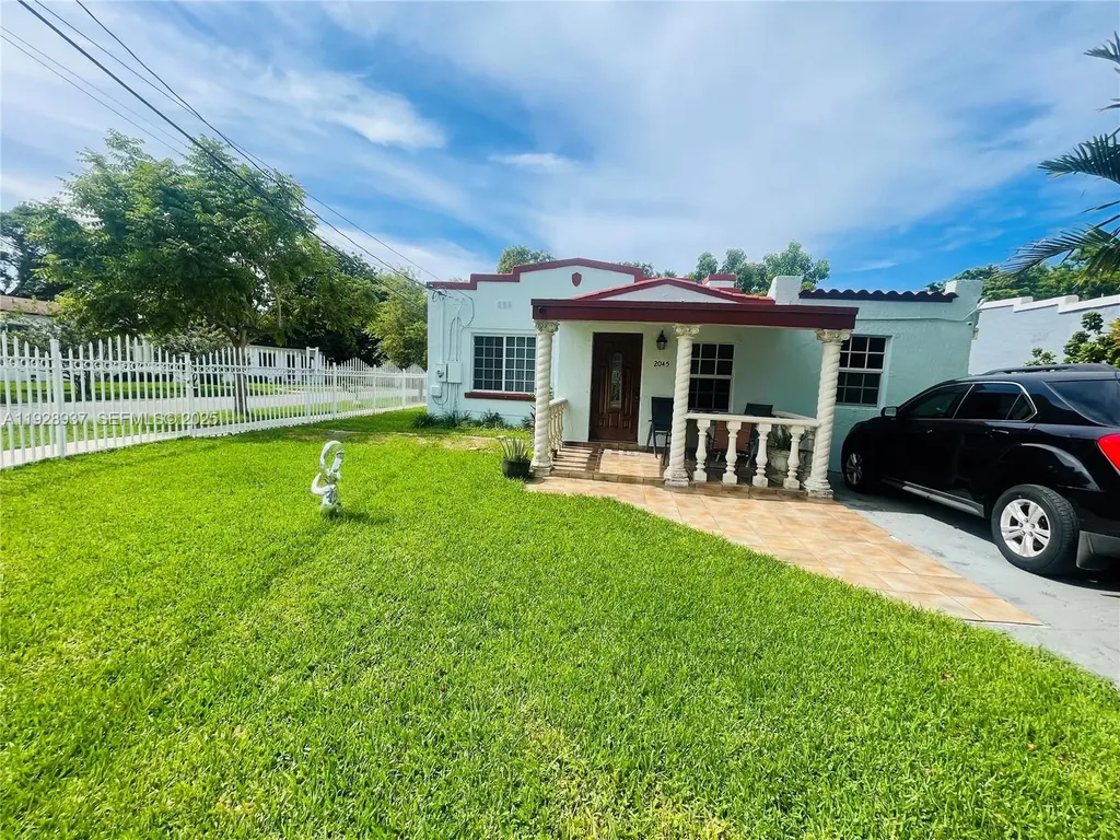 2045 NW 34th Street Miami FL 33142