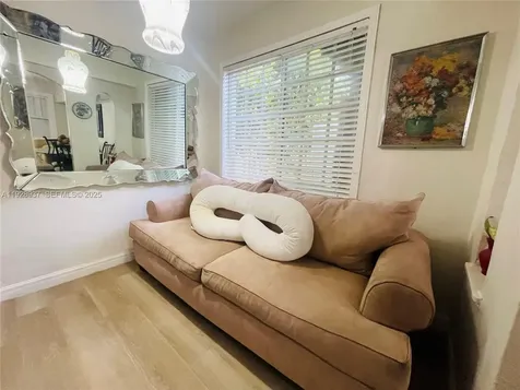 2045 NW 34th Street Miami FL 33142
