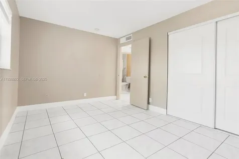 1333 S Dixie Highway Deerfield Beach FL 33441
