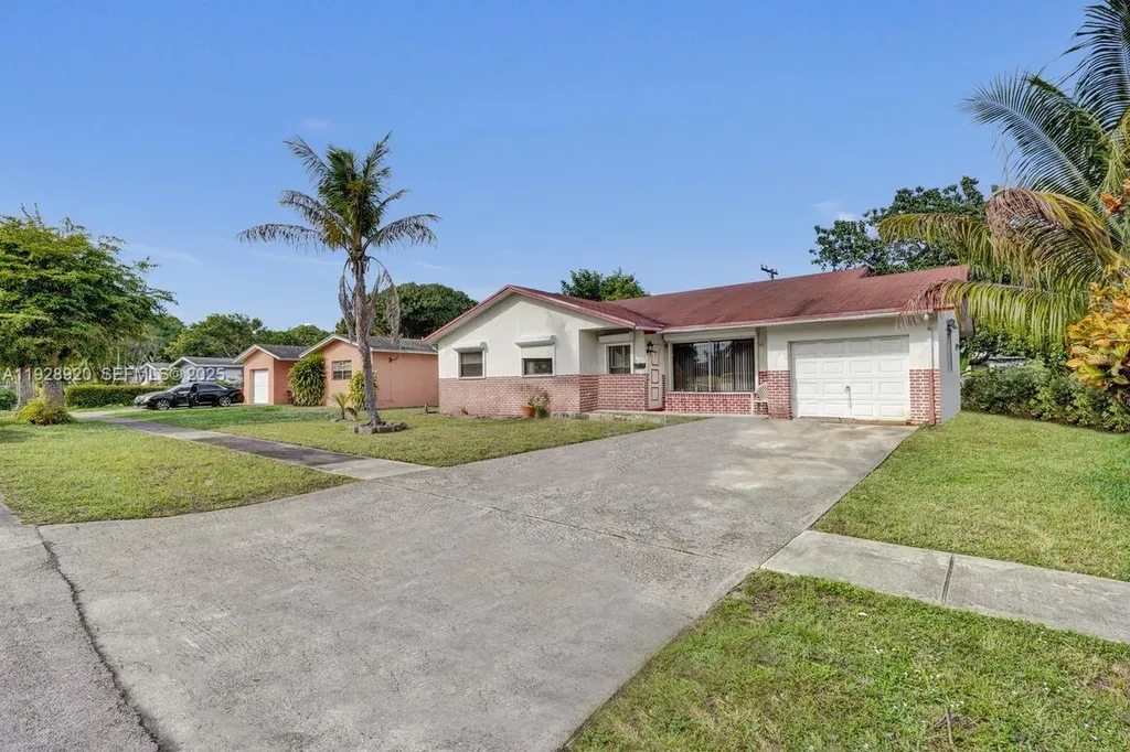 4781 NW 19th Court Lauderhill FL 33313