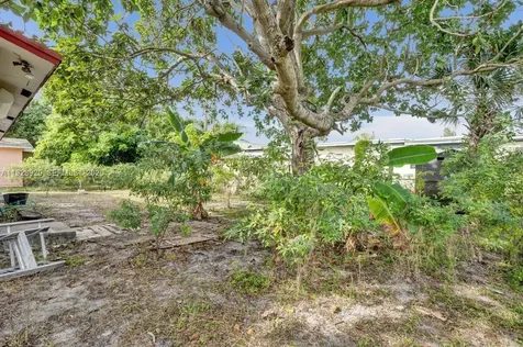 4781 NW 19th Court Lauderhill FL 33313