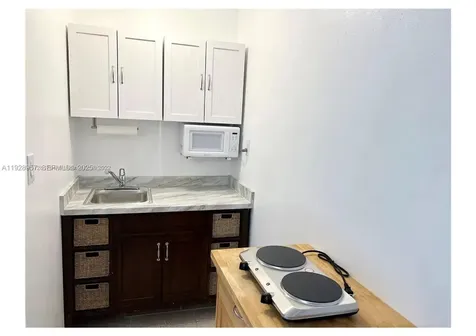 2449 NW 73rd Avenue Sunrise FL 33313