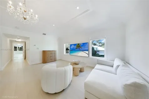 55 La Gorce Circle Miami Beach FL 33141