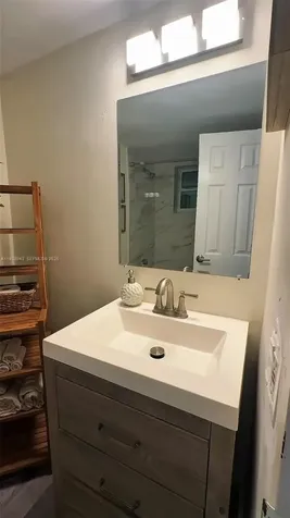 7904 West Drive North Bay Village FL 33141