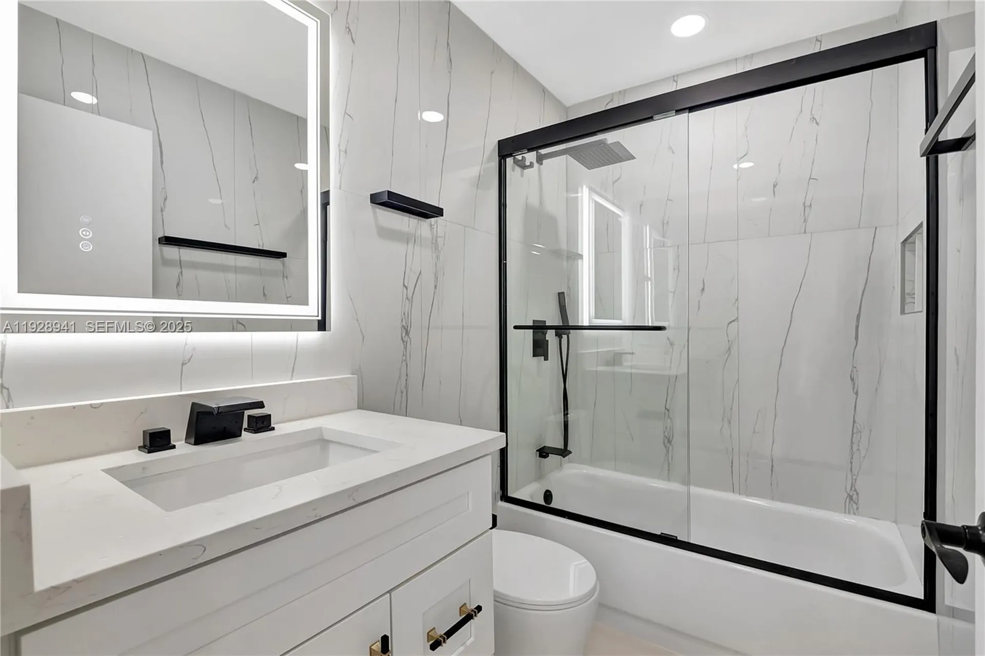 708 Normandy O Delray Beach FL 33484