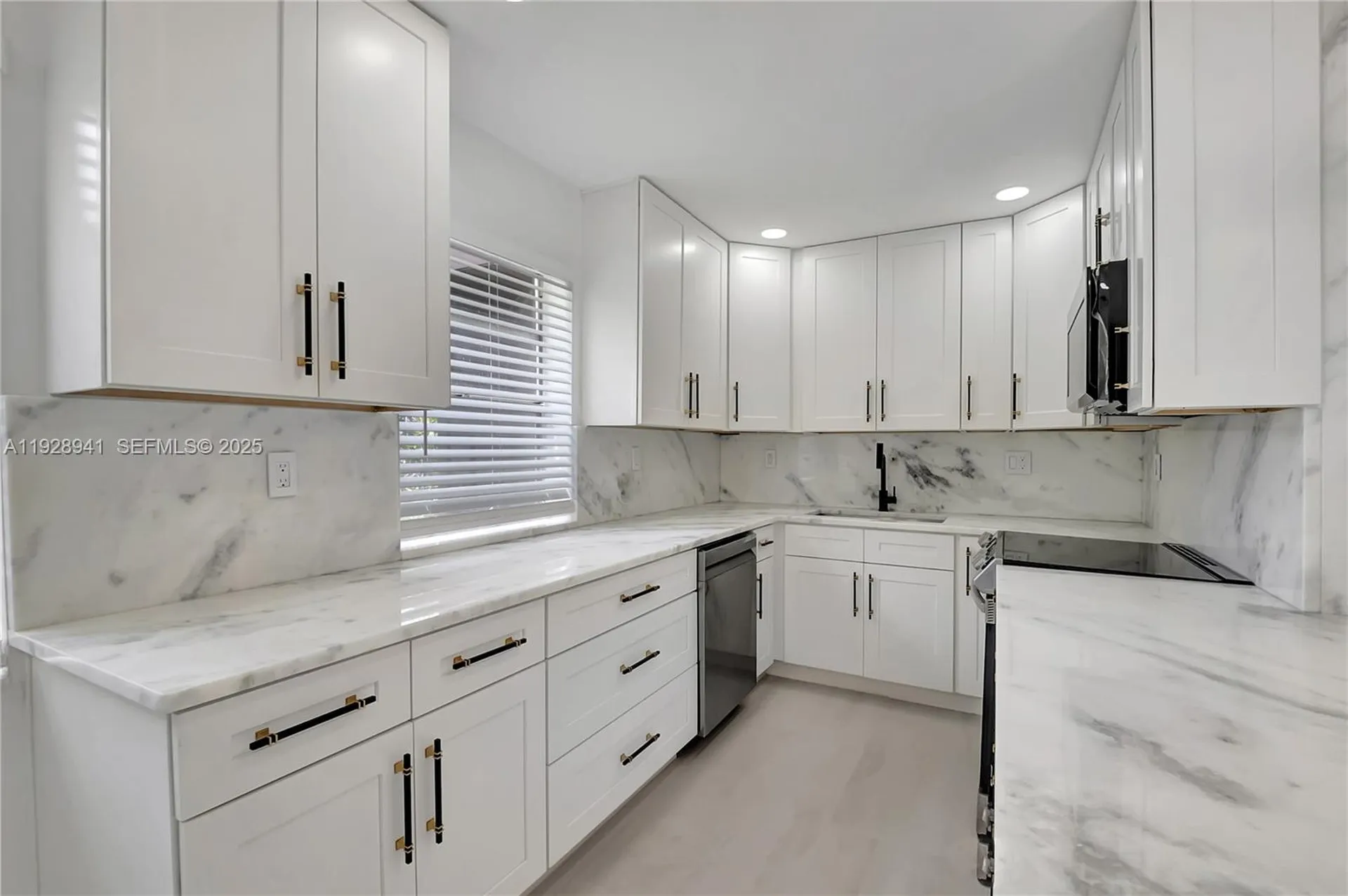 708 Normandy O Delray Beach FL 33484