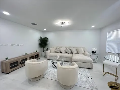 708 Normandy O Delray Beach FL 33484