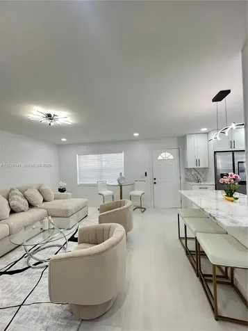 708 Normandy O Delray Beach FL 33484
