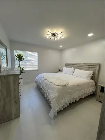708 Normandy O Delray Beach FL 33484