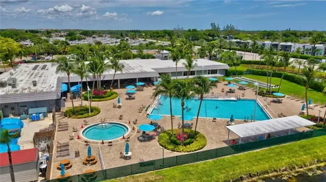 708 Normandy O Delray Beach FL 33484